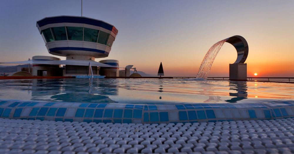 Hotel Yacht Club Marina Di Loano Zewnętrze zdjęcie