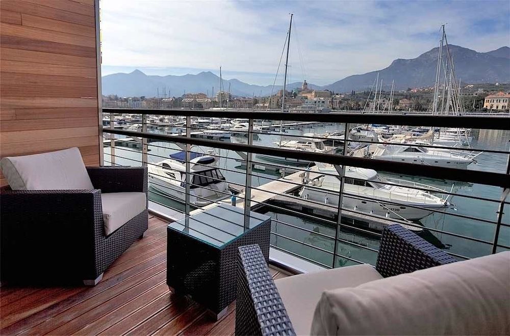 Hotel Yacht Club Marina Di Loano Zewnętrze zdjęcie