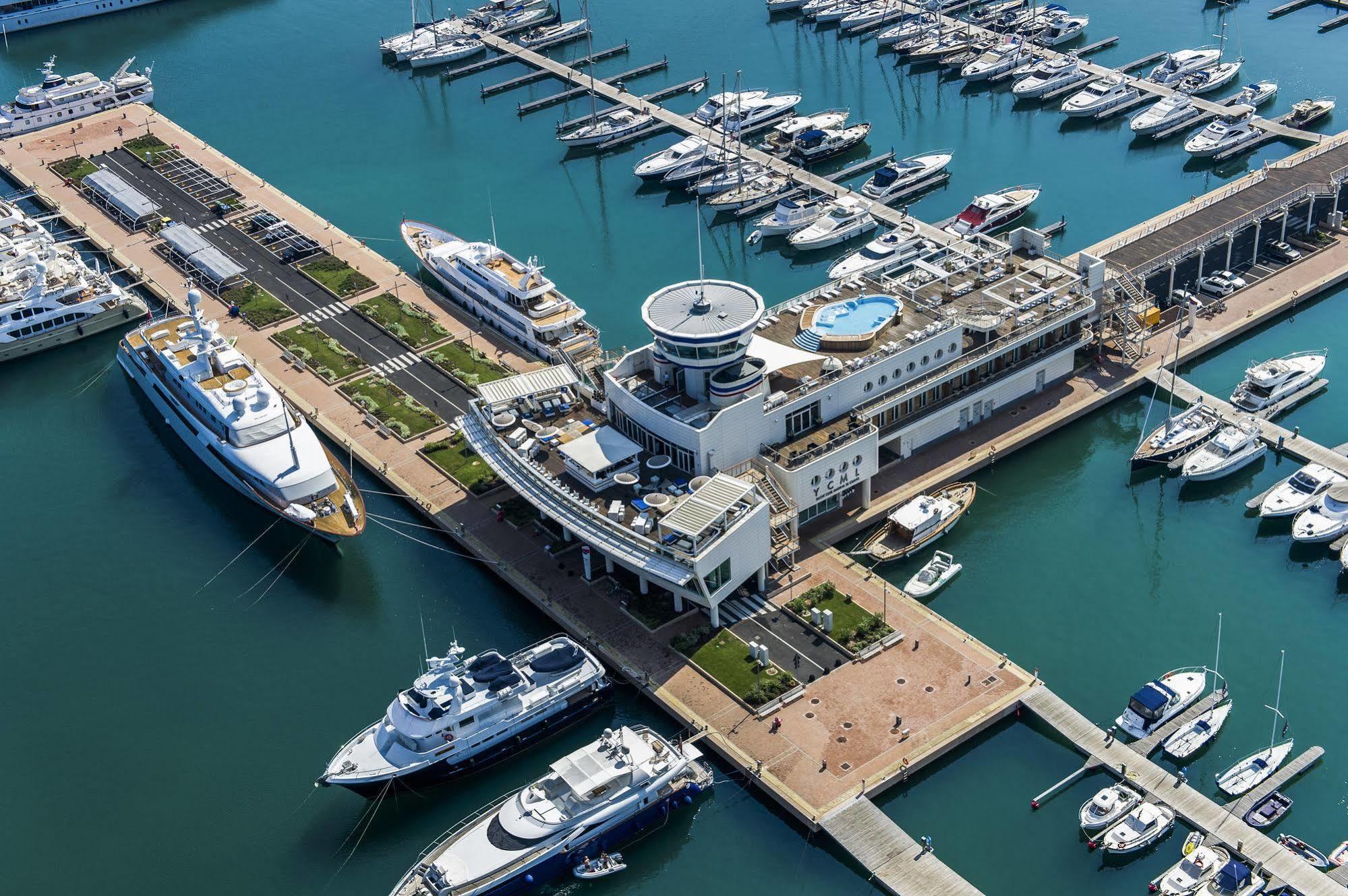 Hotel Yacht Club Marina Di Loano Zewnętrze zdjęcie